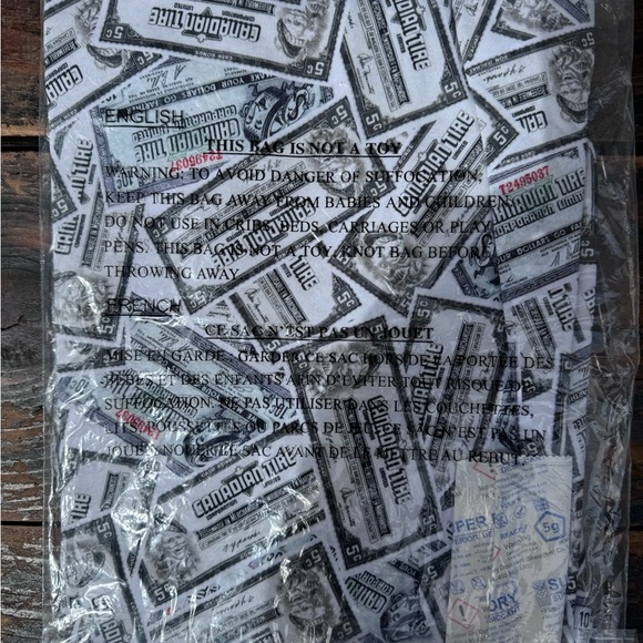 New - Canadian Tire Money Shirt - XLG - Collectors Item - Picture 4 of 6